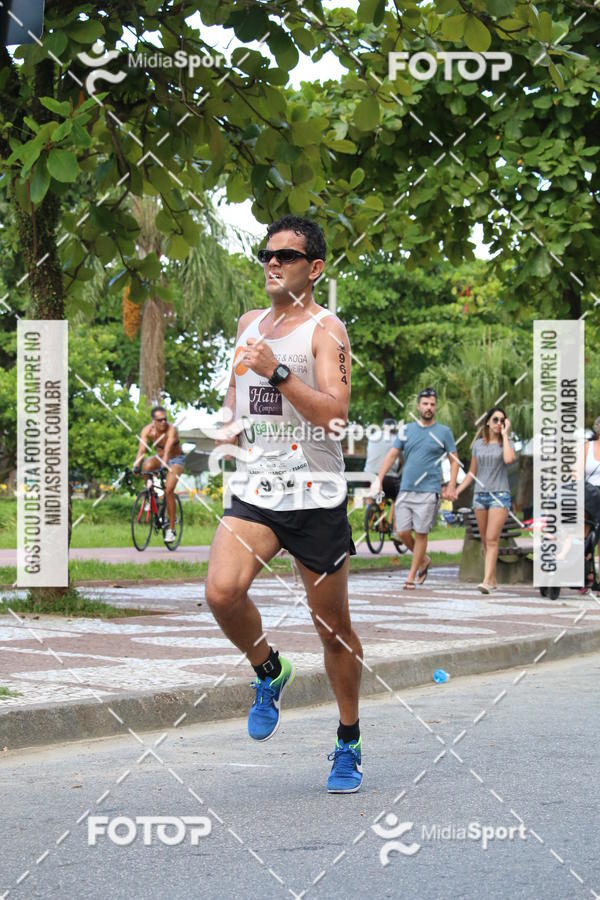 Buy your photos of the event27 Triathlon Internacional de Santos  on Fotop