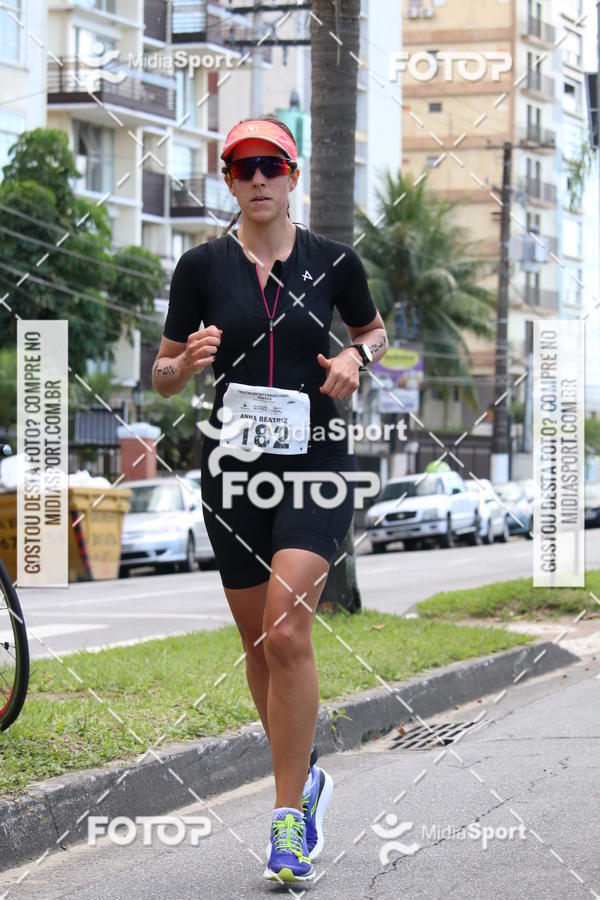 Buy your photos of the event27 Triathlon Internacional de Santos  on Fotop