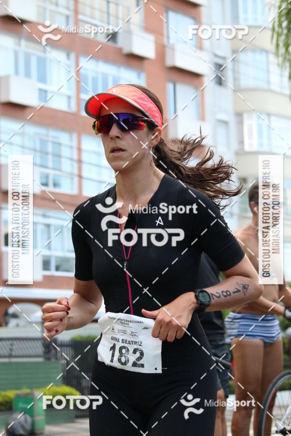 Buy your photos of the event27 Triathlon Internacional de Santos  on Fotop