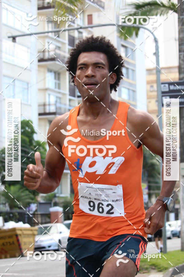 Buy your photos of the event27 Triathlon Internacional de Santos  on Fotop