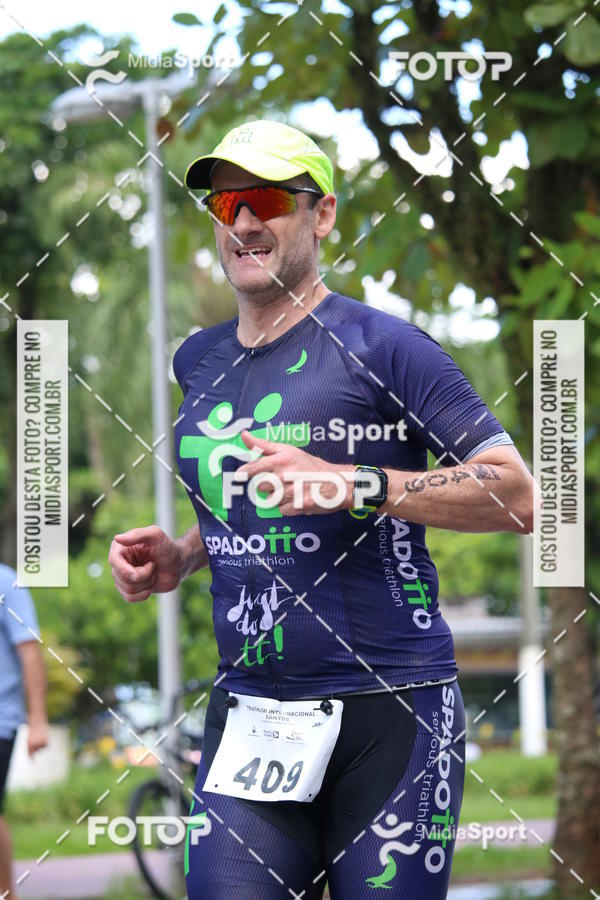Buy your photos of the event27 Triathlon Internacional de Santos  on Fotop