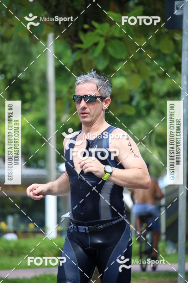 Buy your photos of the event27 Triathlon Internacional de Santos  on Fotop