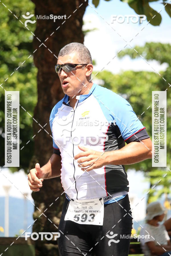 Buy your photos of the event27 Triathlon Internacional de Santos  on Fotop