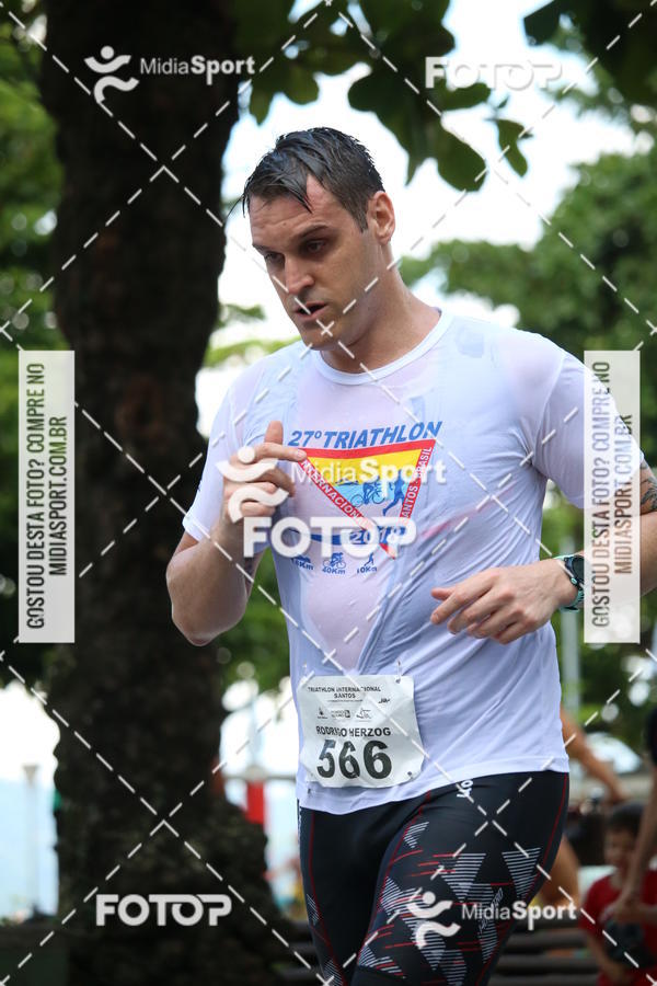 Buy your photos of the event27 Triathlon Internacional de Santos  on Fotop