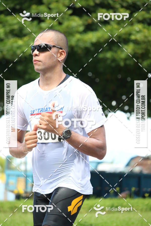 Buy your photos of the event27 Triathlon Internacional de Santos  on Fotop