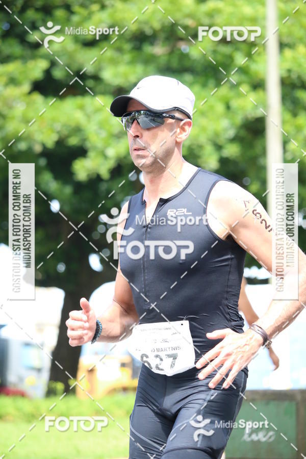 Buy your photos of the event27 Triathlon Internacional de Santos  on Fotop