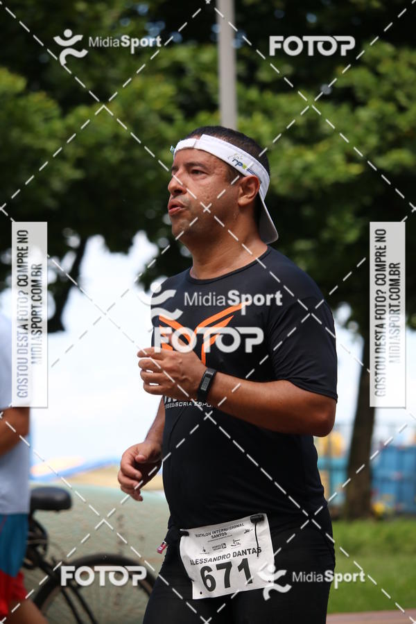 Buy your photos of the event27 Triathlon Internacional de Santos  on Fotop