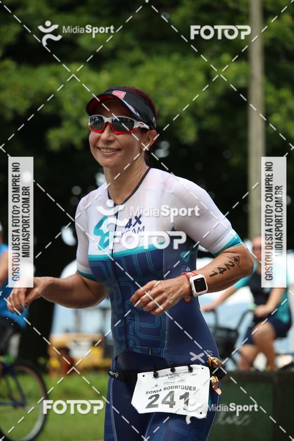 Buy your photos of the event27 Triathlon Internacional de Santos  on Fotop