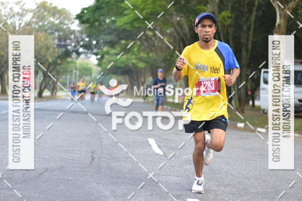 Buy your photos of the event10 Milhas 2018 - So Paulo on Fotop