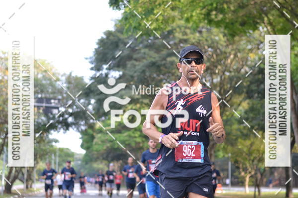 Buy your photos of the event10 Milhas 2018 - So Paulo on Fotop