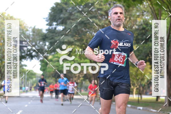 Buy your photos of the event10 Milhas 2018 - So Paulo on Fotop