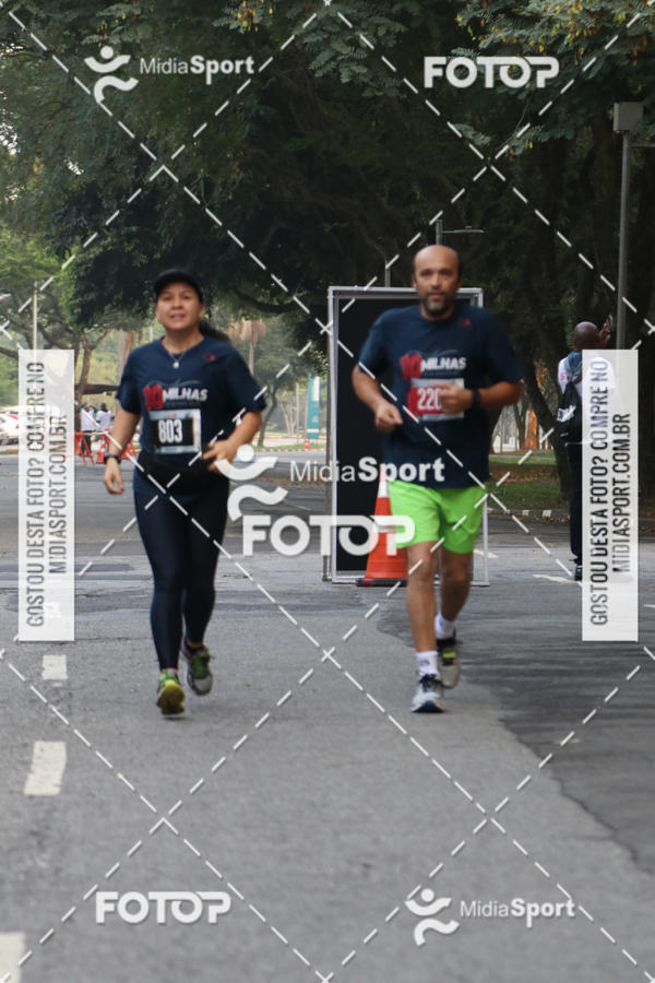 Buy your photos of the event10 Milhas 2018 - So Paulo on Fotop