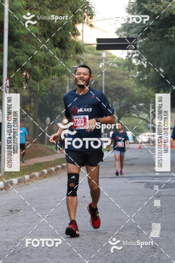 Buy your photos of the event10 Milhas 2018 - So Paulo on Fotop