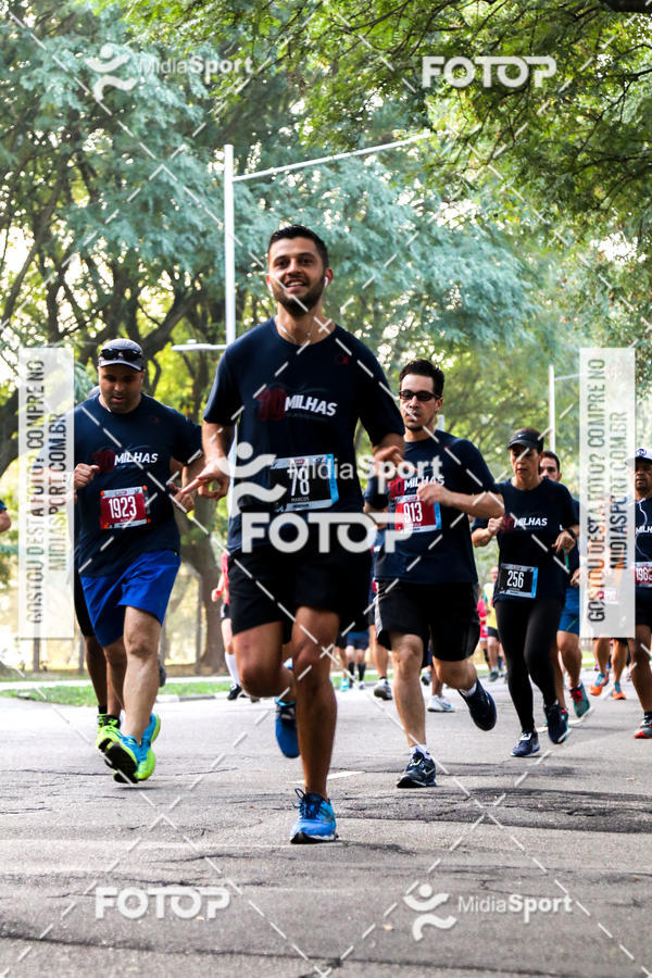 Buy your photos of the event10 Milhas 2018 - So Paulo on Fotop