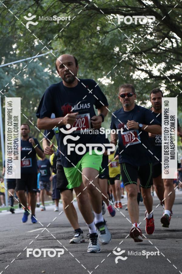 Buy your photos of the event10 Milhas 2018 - So Paulo on Fotop