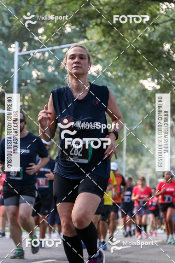 Buy your photos of the event10 Milhas 2018 - So Paulo on Fotop