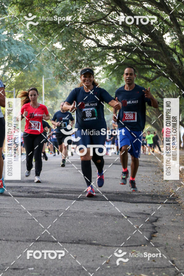 Buy your photos of the event10 Milhas 2018 - So Paulo on Fotop