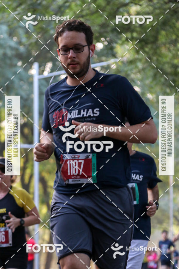 Buy your photos of the event10 Milhas 2018 - So Paulo on Fotop