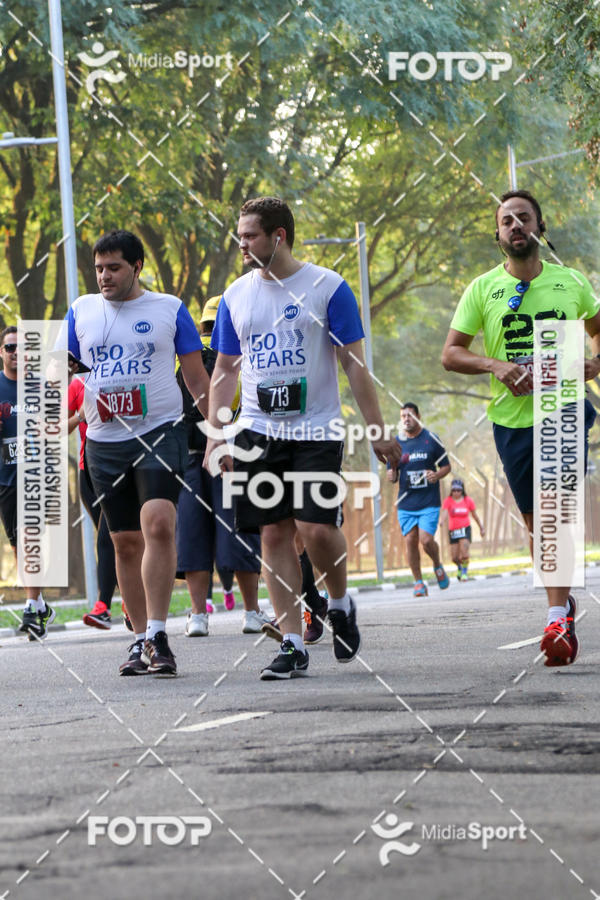 Buy your photos of the event10 Milhas 2018 - So Paulo on Fotop