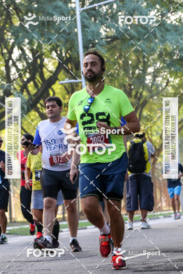 Buy your photos of the event10 Milhas 2018 - So Paulo on Fotop