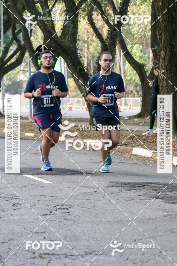 Buy your photos of the event10 Milhas 2018 - So Paulo on Fotop