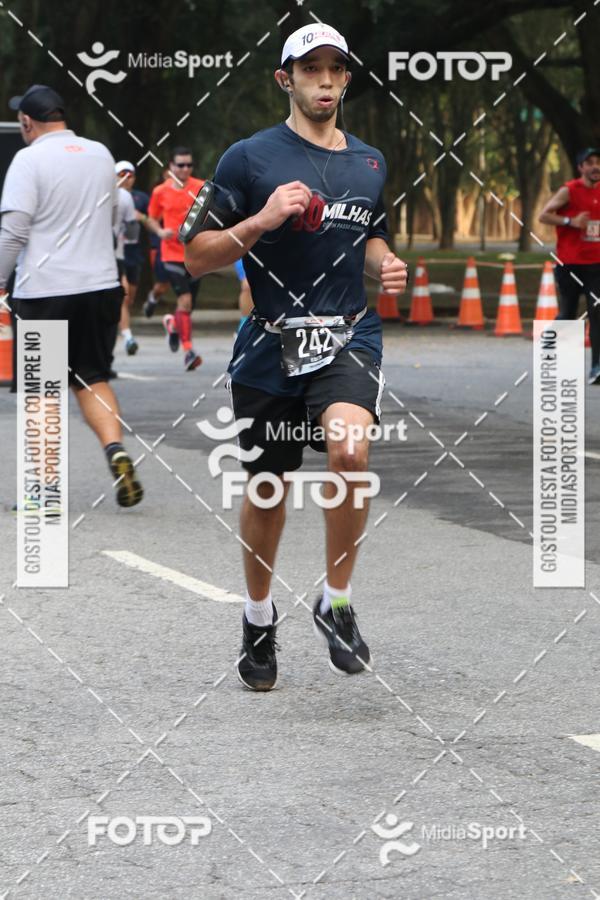 Buy your photos of the event10 Milhas 2018 - So Paulo on Fotop