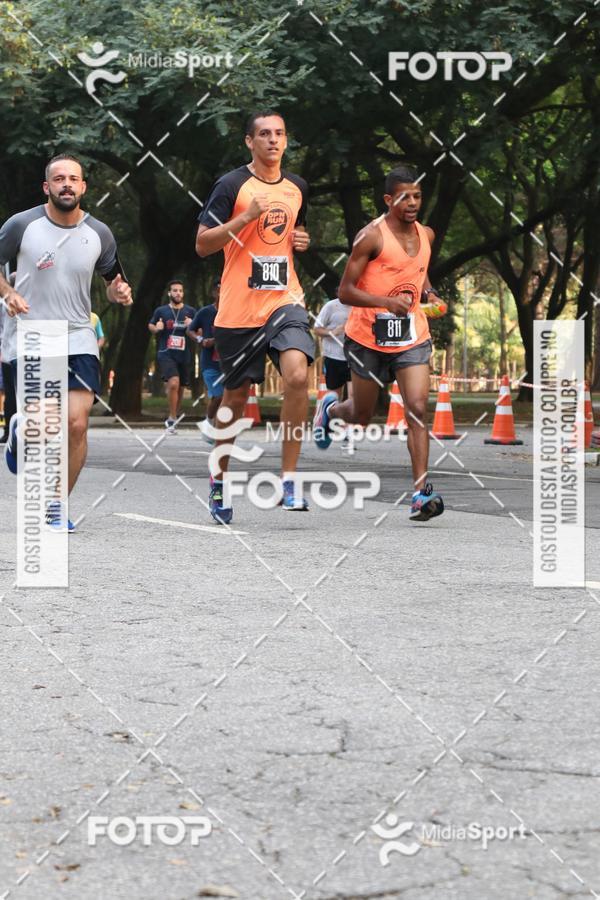 Buy your photos of the event10 Milhas 2018 - So Paulo on Fotop