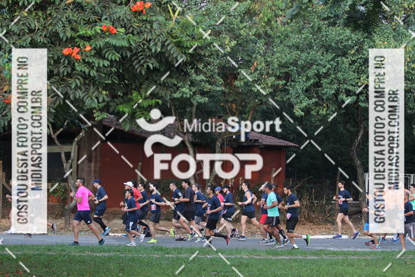 Buy your photos of the event10 Milhas 2018 - So Paulo on Fotop