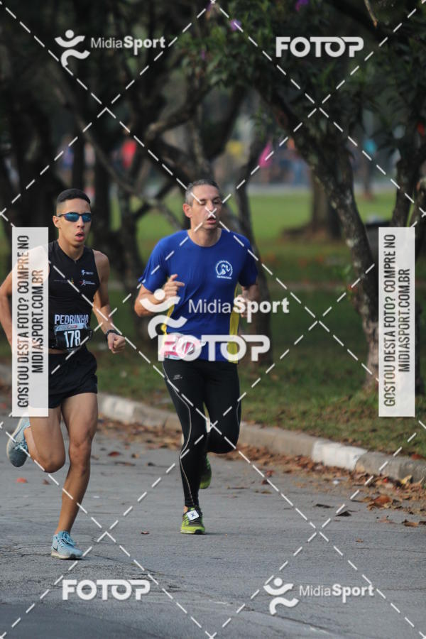 Buy your photos of the event10 Milhas 2018 - So Paulo on Fotop