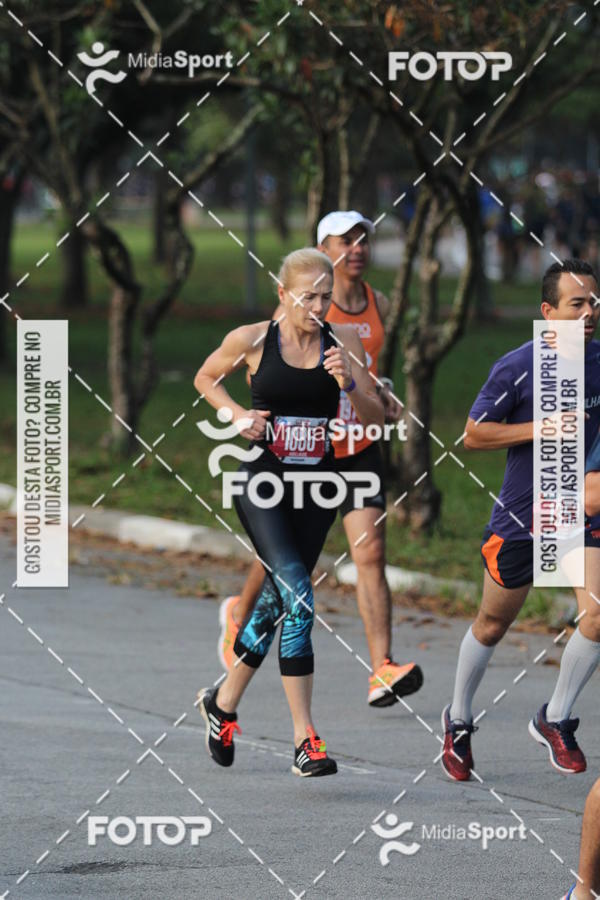 Buy your photos of the event10 Milhas 2018 - So Paulo on Fotop