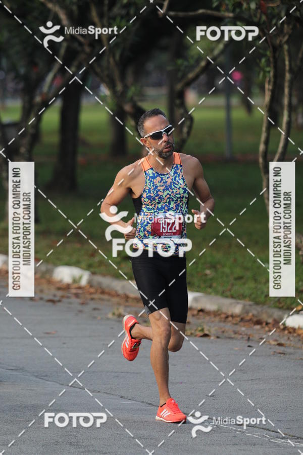 Buy your photos of the event10 Milhas 2018 - So Paulo on Fotop