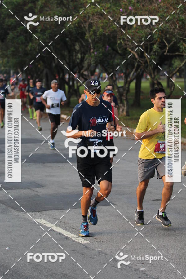 Buy your photos of the event10 Milhas 2018 - So Paulo on Fotop
