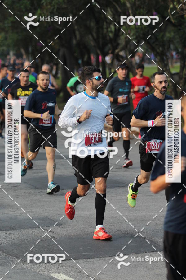Buy your photos of the event10 Milhas 2018 - So Paulo on Fotop