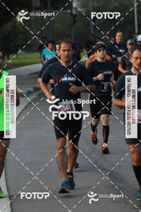 Buy your photos of the event10 Milhas 2018 - So Paulo on Fotop