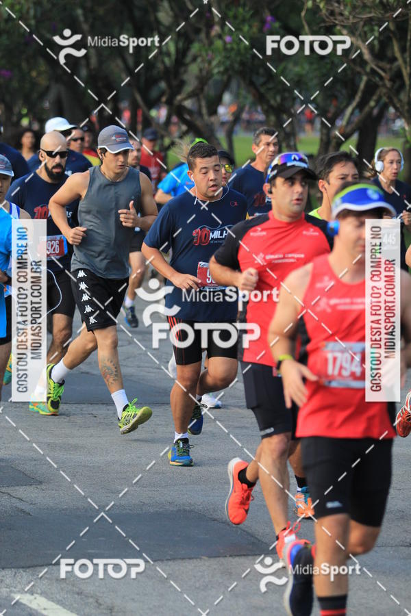 Buy your photos of the event10 Milhas 2018 - So Paulo on Fotop