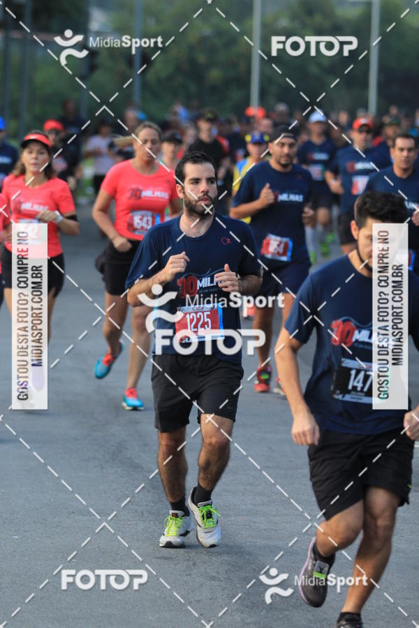 Buy your photos of the event10 Milhas 2018 - So Paulo on Fotop