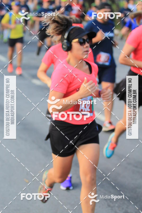 Buy your photos of the event10 Milhas 2018 - So Paulo on Fotop