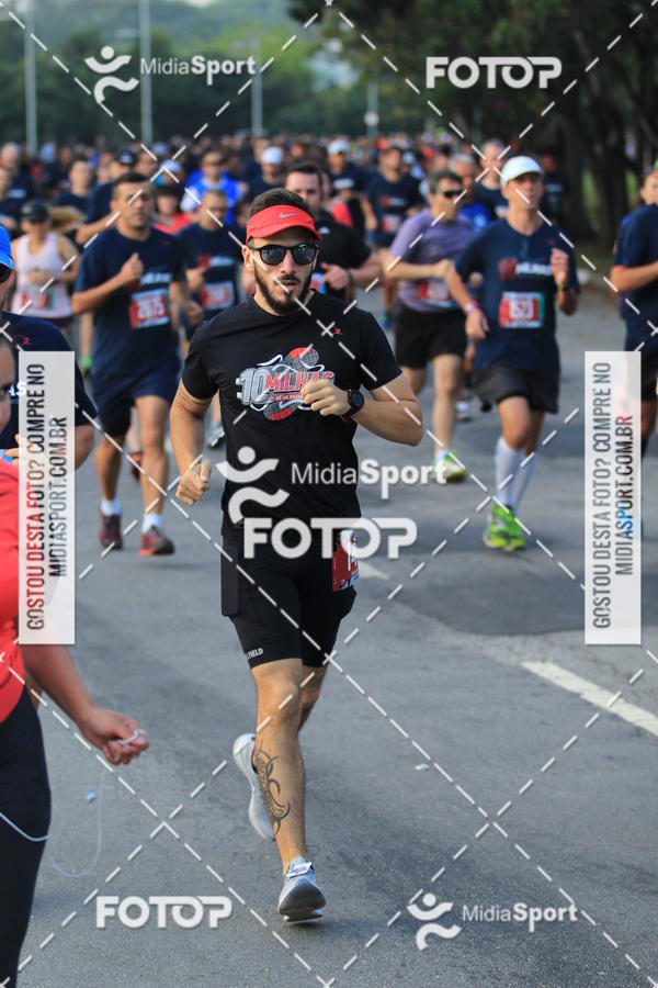 Buy your photos of the event10 Milhas 2018 - So Paulo on Fotop