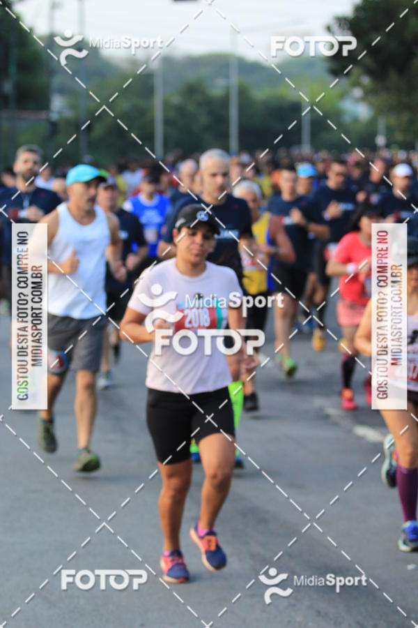 Buy your photos of the event10 Milhas 2018 - So Paulo on Fotop