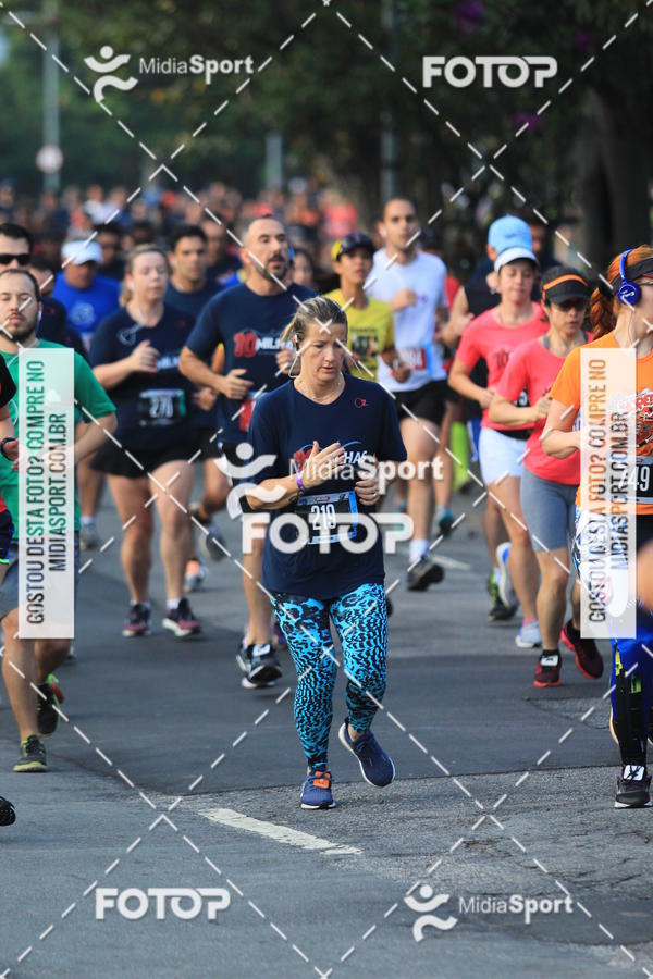 Buy your photos of the event10 Milhas 2018 - So Paulo on Fotop