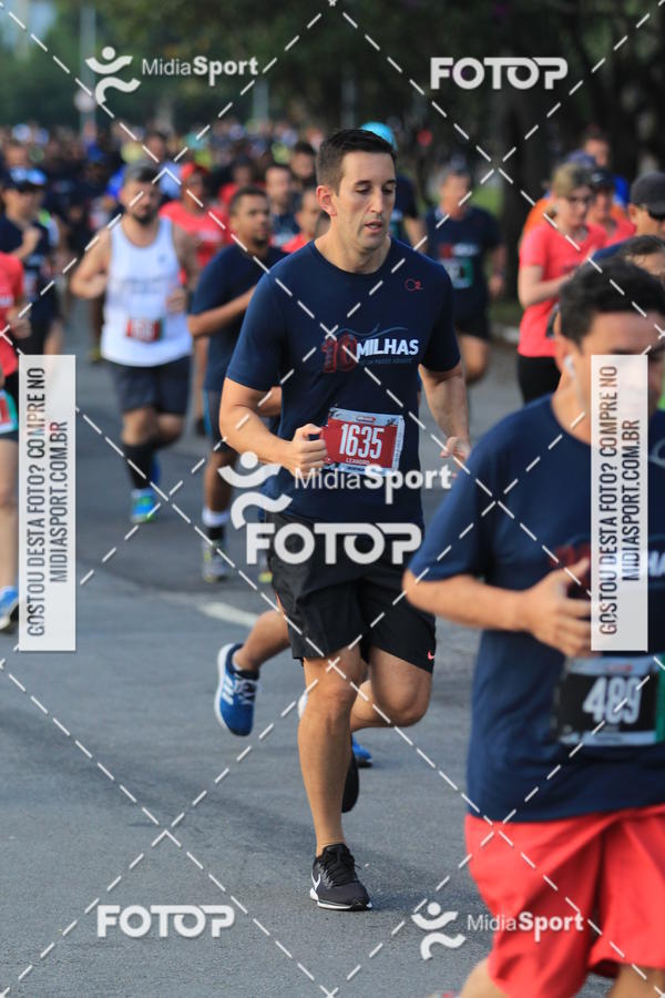 Buy your photos of the event10 Milhas 2018 - So Paulo on Fotop