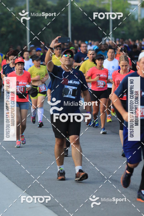 Buy your photos of the event10 Milhas 2018 - So Paulo on Fotop