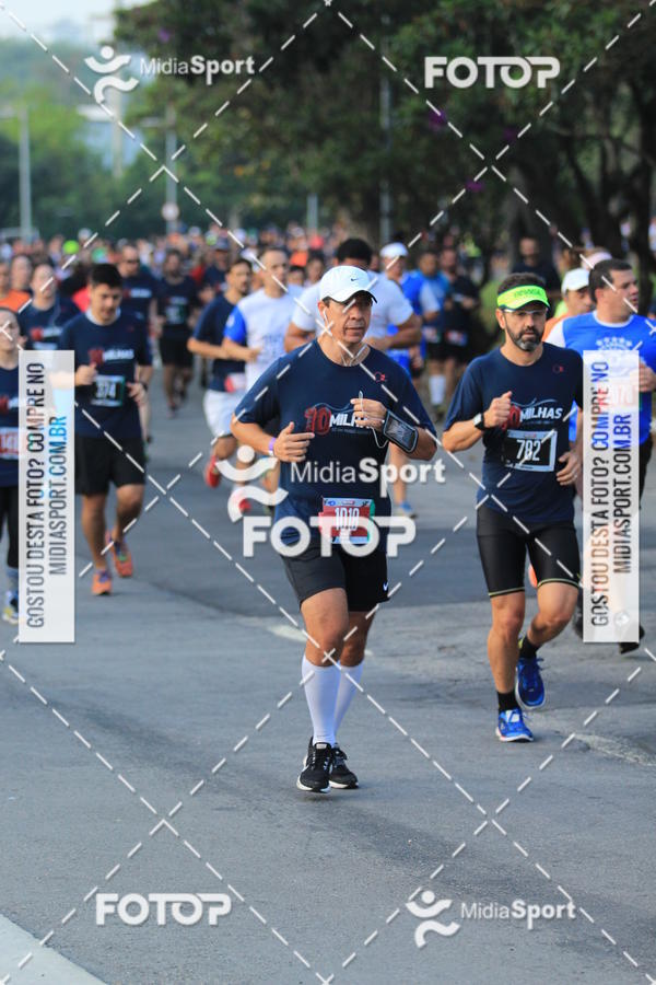 Buy your photos of the event10 Milhas 2018 - So Paulo on Fotop