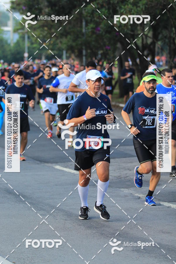 Buy your photos of the event10 Milhas 2018 - So Paulo on Fotop