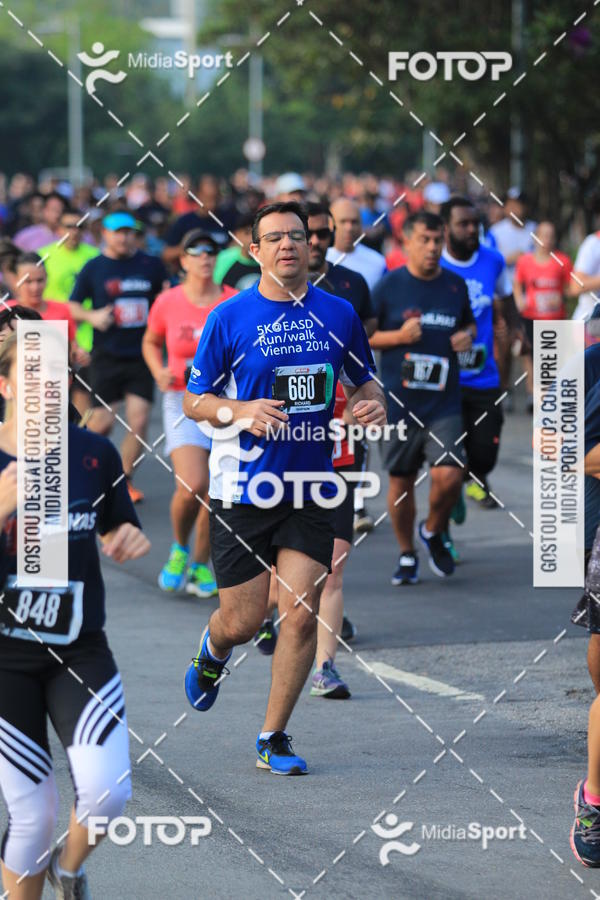 Buy your photos of the event10 Milhas 2018 - So Paulo on Fotop