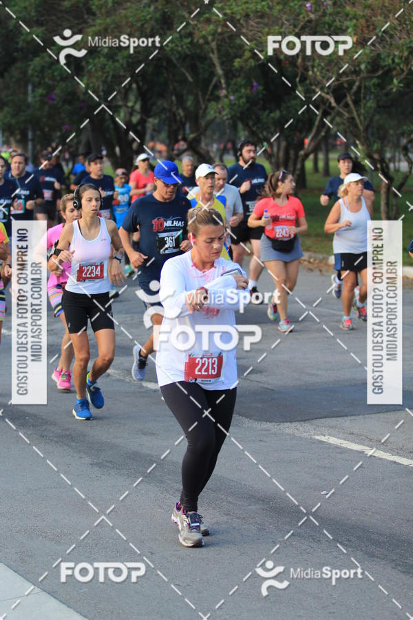 Buy your photos of the event10 Milhas 2018 - So Paulo on Fotop
