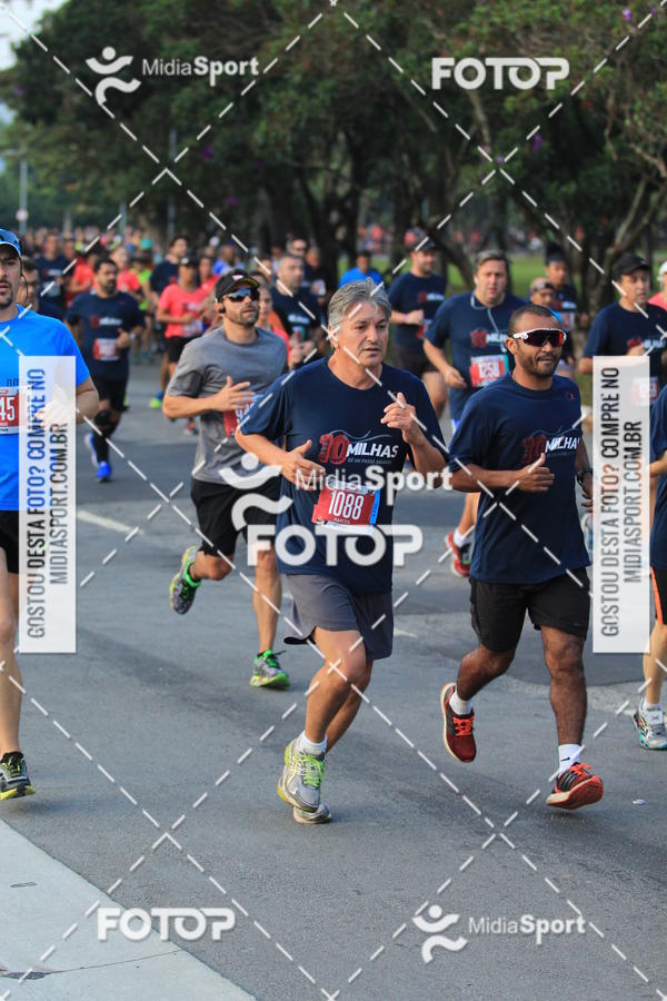Buy your photos of the event10 Milhas 2018 - So Paulo on Fotop
