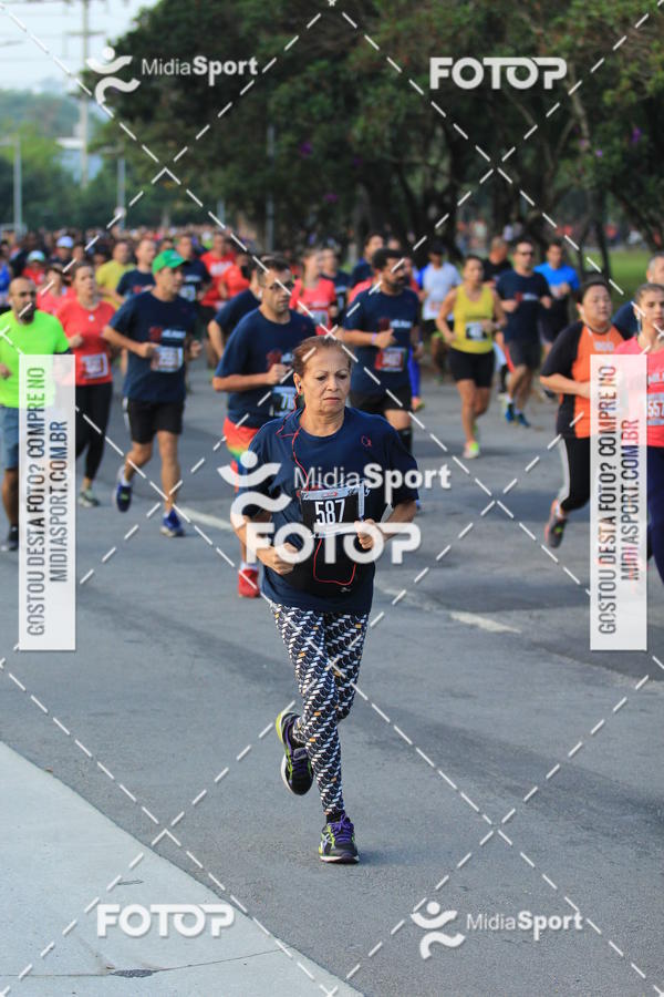 Buy your photos of the event10 Milhas 2018 - So Paulo on Fotop
