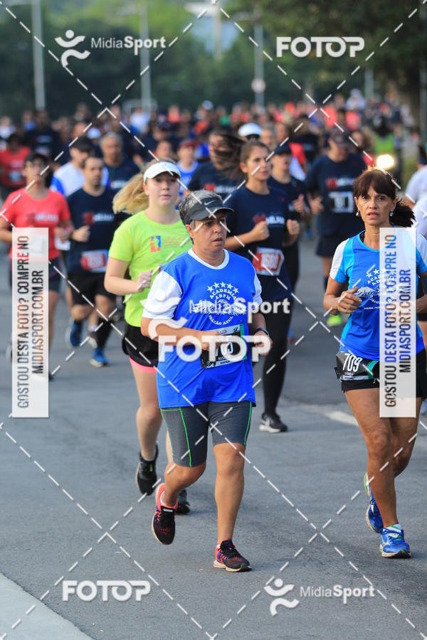 Buy your photos of the event10 Milhas 2018 - So Paulo on Fotop