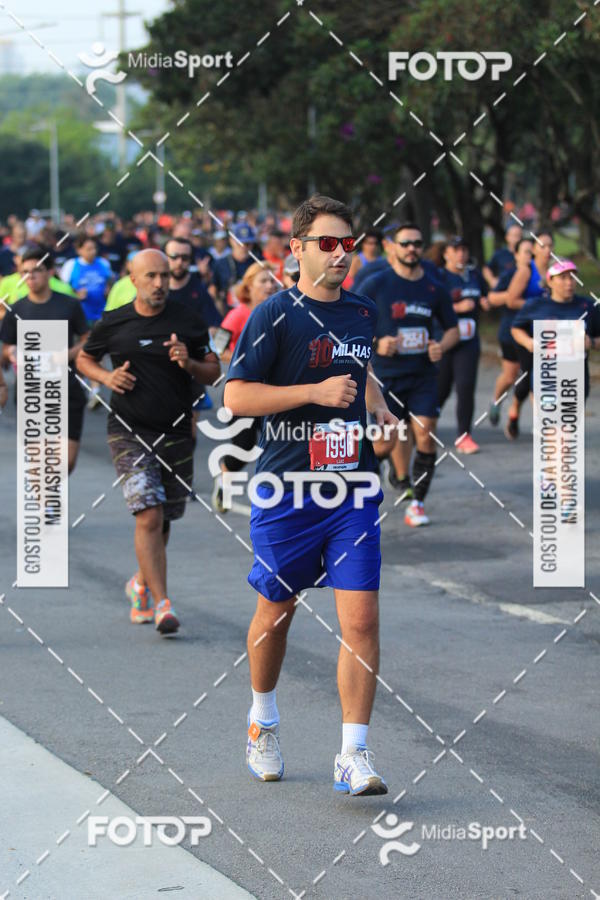Buy your photos of the event10 Milhas 2018 - So Paulo on Fotop